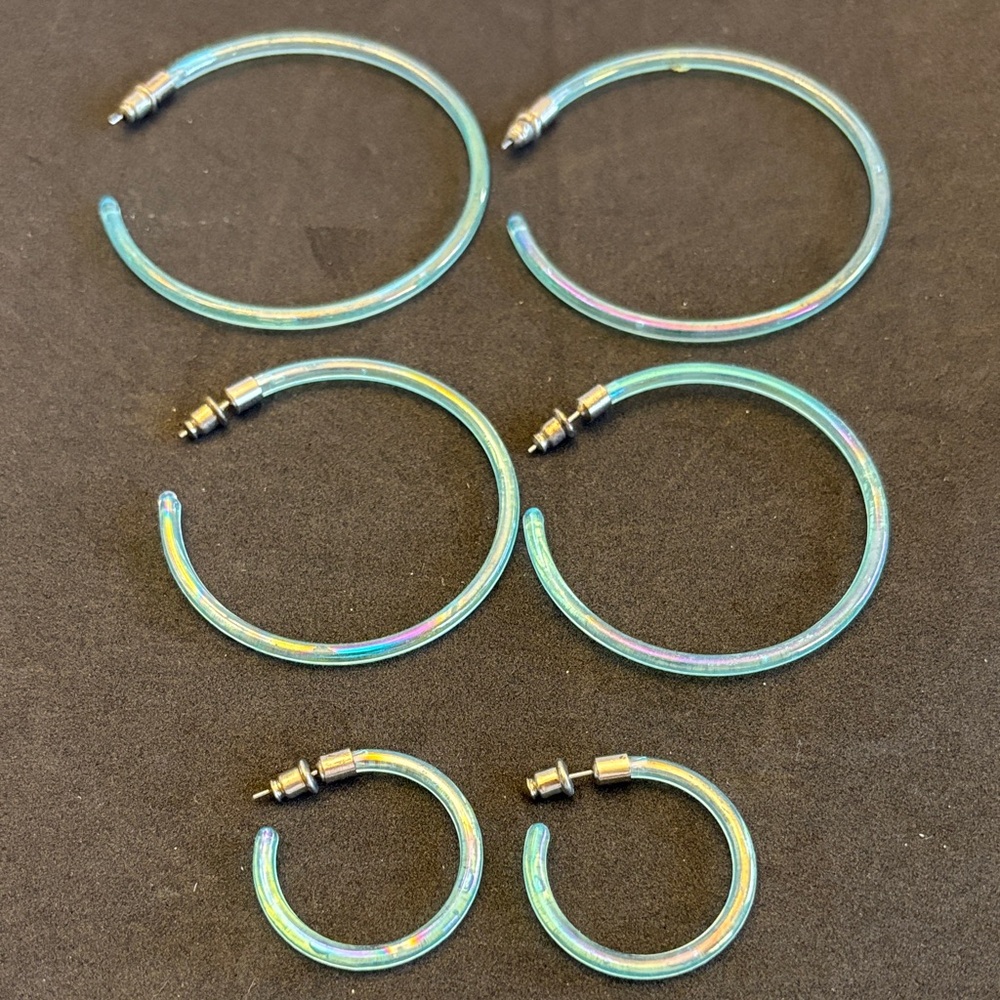 💕5/25💕Iridescent Hoop Earrings Set 3 Pairs